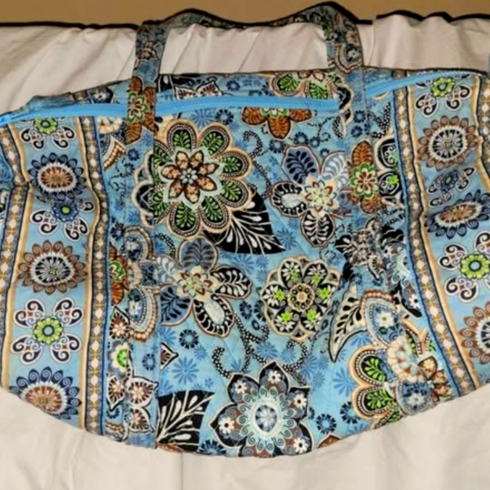 Vera Bradley Bag